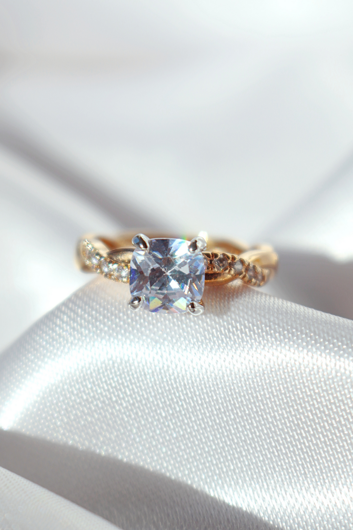 Fairy Tales Solitaire Rings 925 Sterling Silver 18 Karat Gold Plated