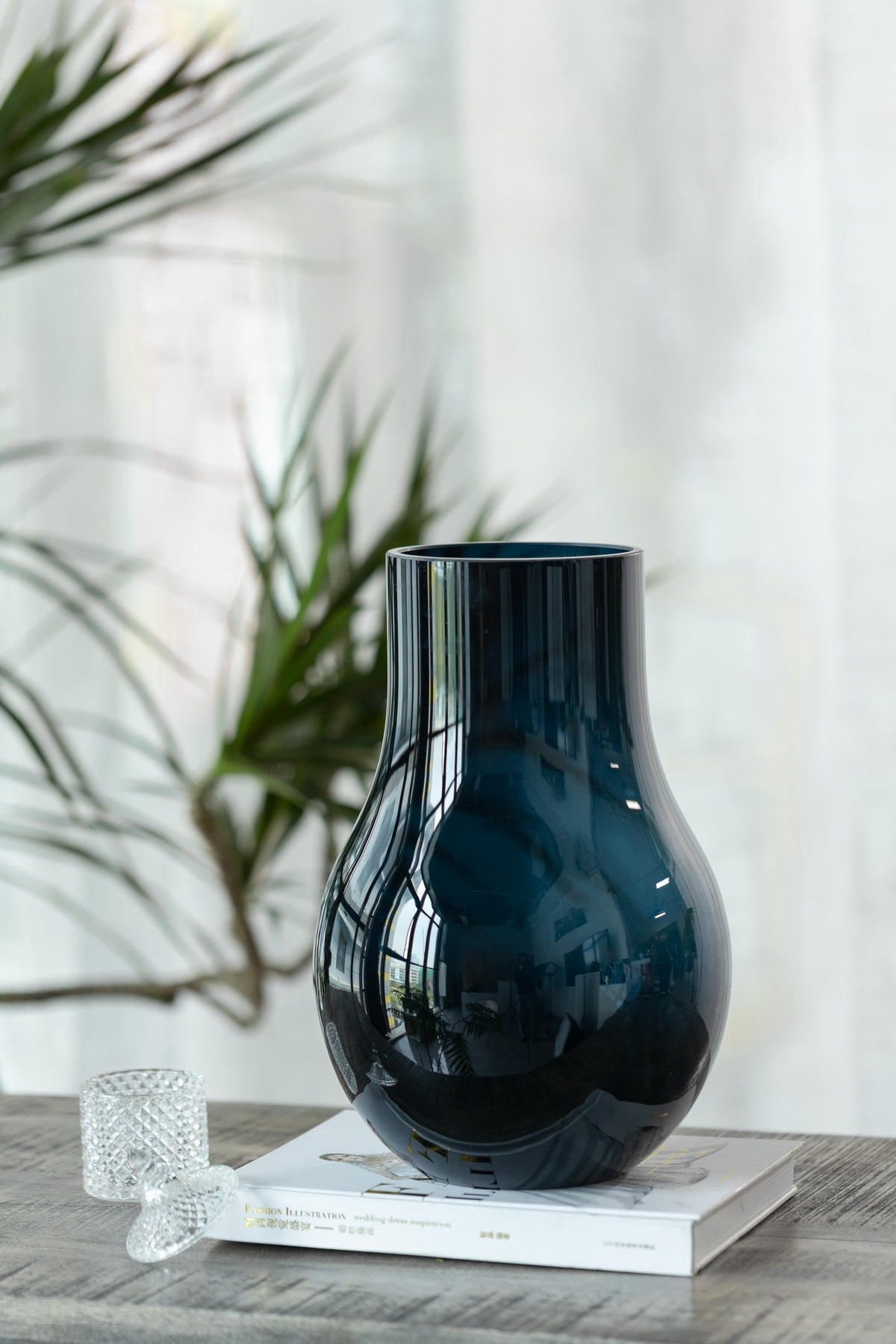 elegante vaas diepblauw