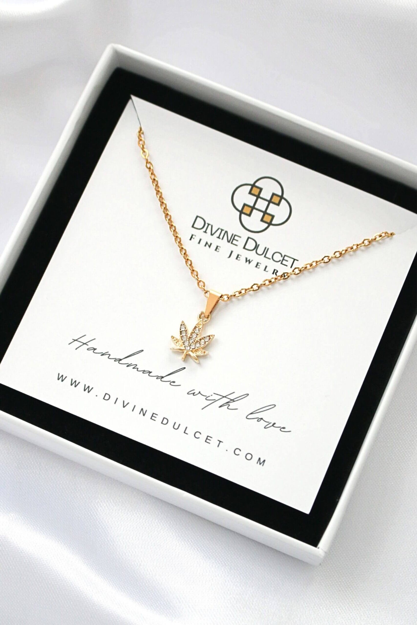 24K Cannabisblad Ketting